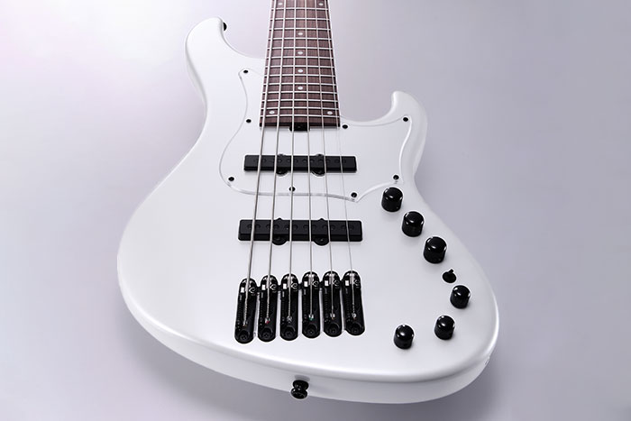 Specialized Body Shape for 24 Frets