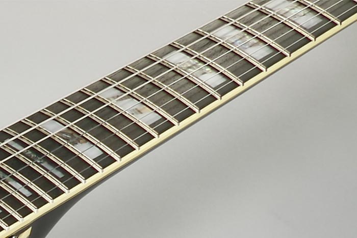 Jumbo frets with Prestige fret edge treatment