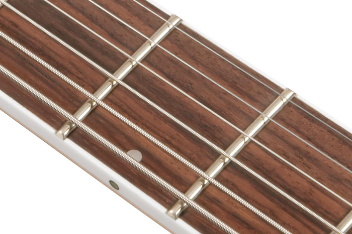 Jumbo frets