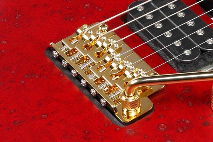 Gotoh&reg; T1502 tremolo