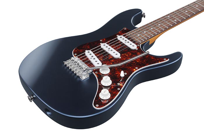 Top of the AZ2203NT-DBF's body