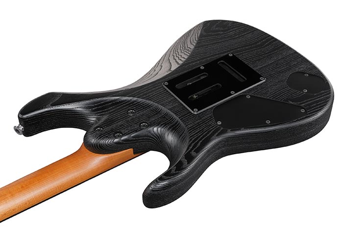 AZ2402AR-CGBのボディ裏側の画像