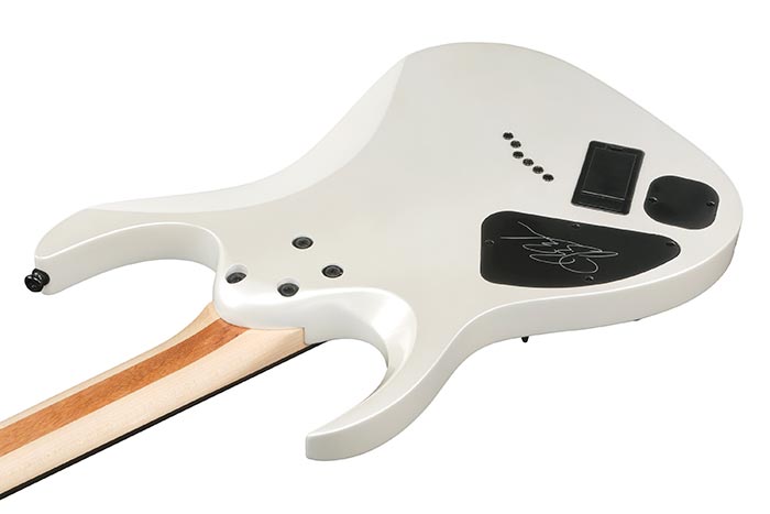 Back of the JBBM40-PW's body