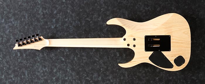 Entire back of the RG652AHM-AWD