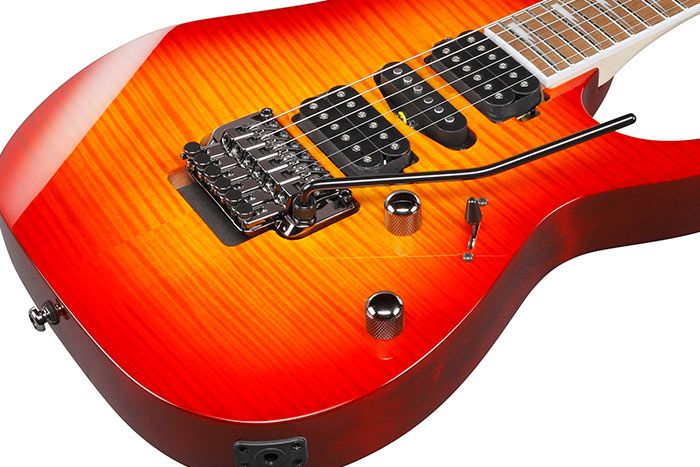 Flamed Maple top / Meranti body