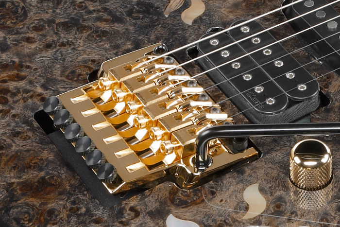 Lo-Pro Edge tremolo bridge