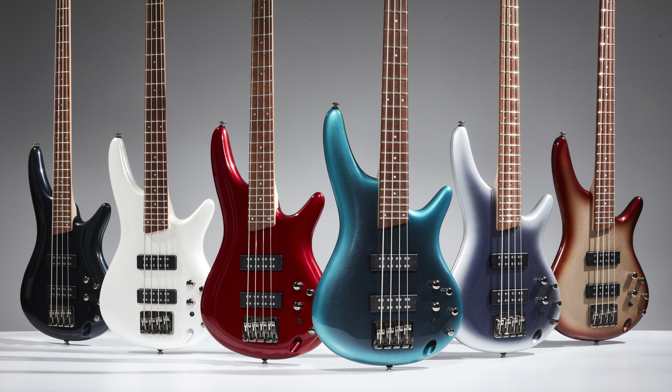 ねぎ様 Ibanez SR300E-CUBエレキベース 希少色 ねぎ様 Ibanez SR300E-CUBエレキベース 希少色 ねぎ様 Ibanez