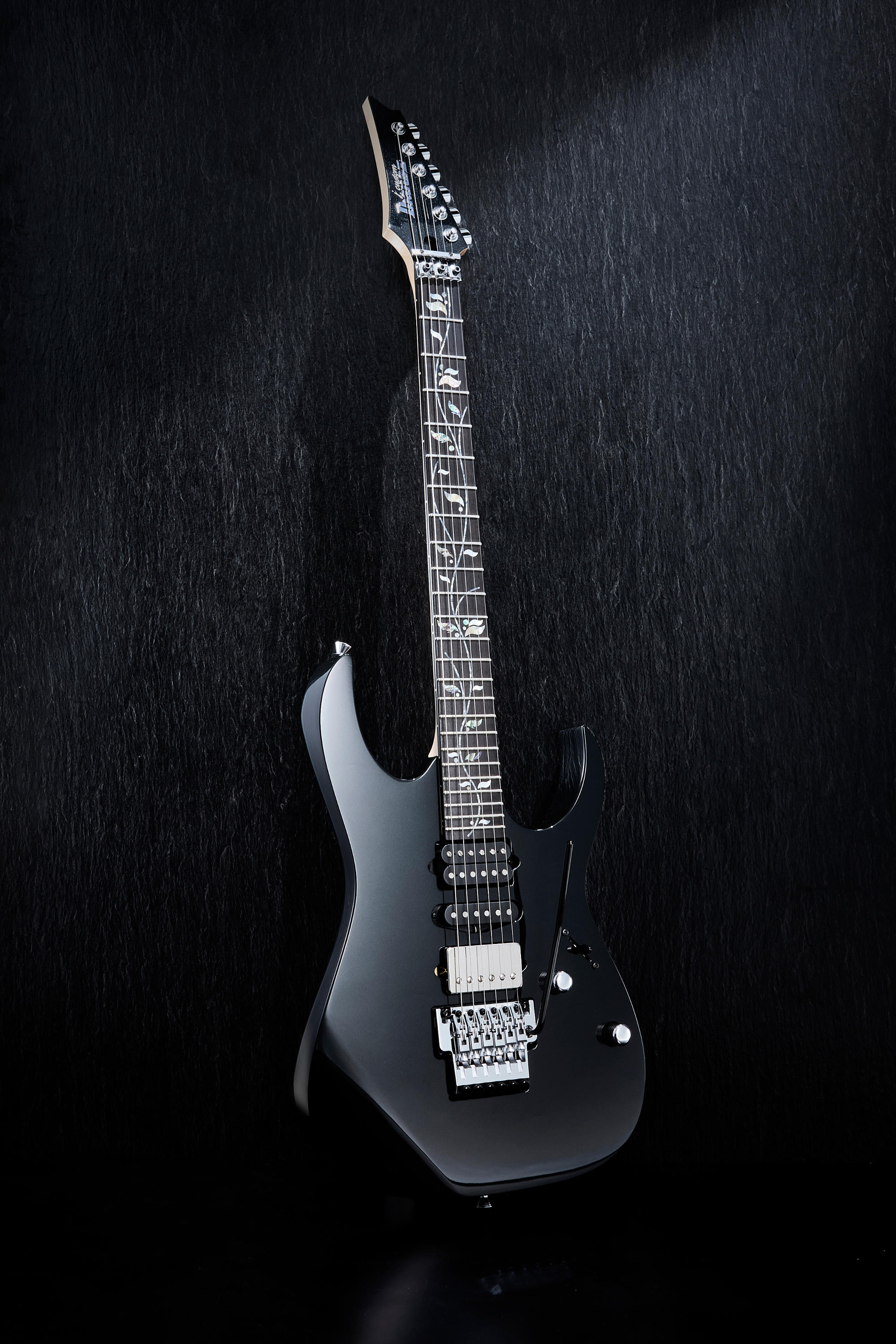 RGR8270-BD