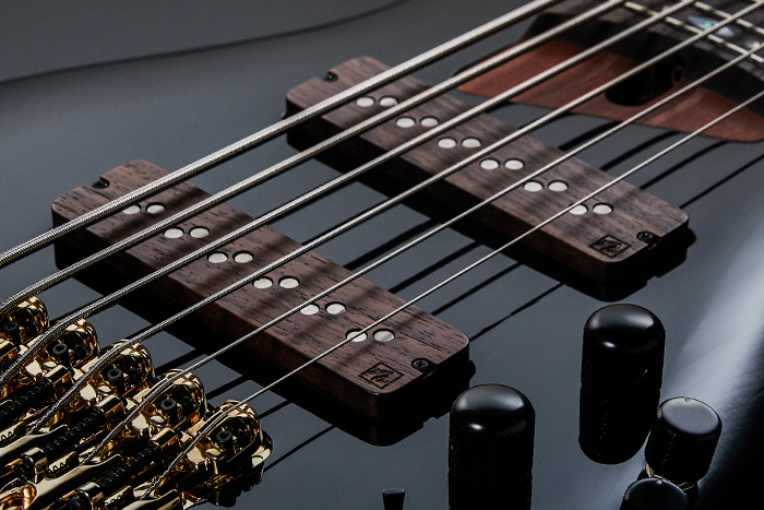 Nordstrand&trade; Big Single pickups with wood cover