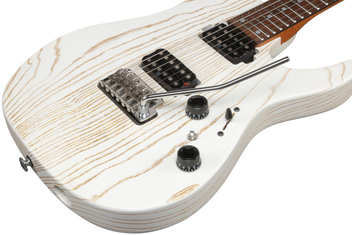 Sandblasted Ash Body