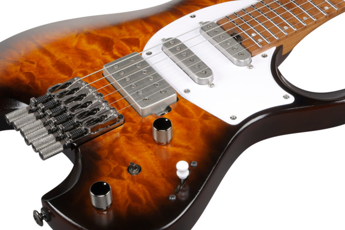 Quilted Maple top / Okoume body