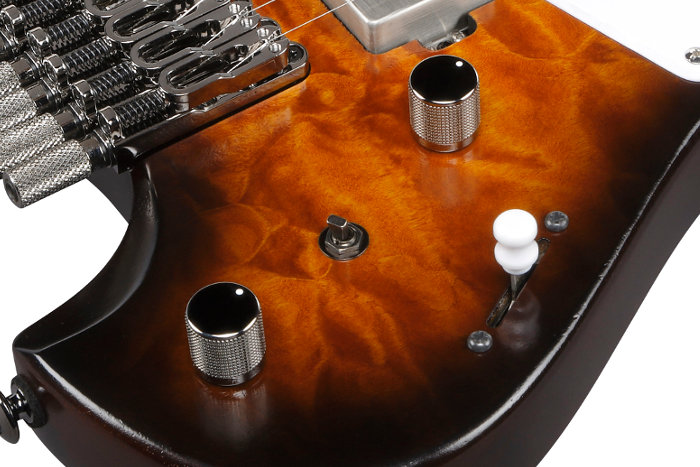 dyna-MIX9 switching system with Alter Switch