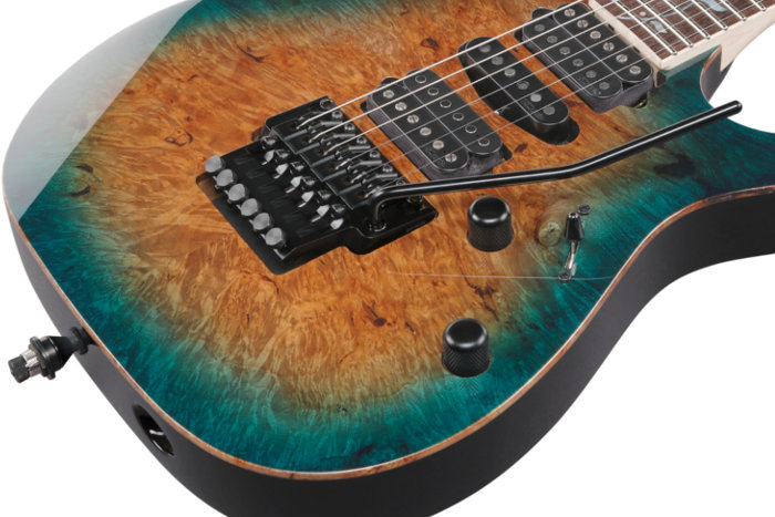 Flamed Maple top (4mm) / African Mahogany body