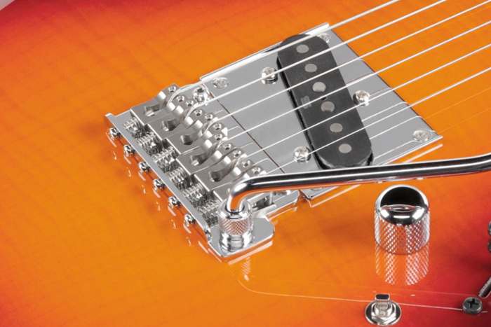 Gotoh® T1702B tremolo bridge