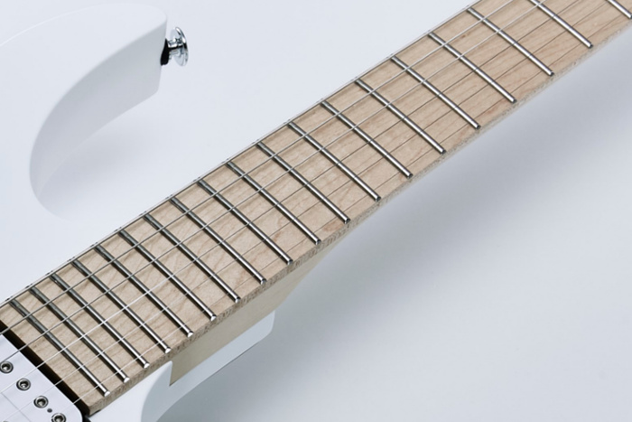 Maple fretboard w/ Jumbo frets Image