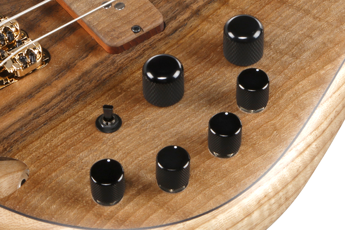 Ibanez Sonitech Preamp 3-band EQ w/EQ bypass switch (push/pull)