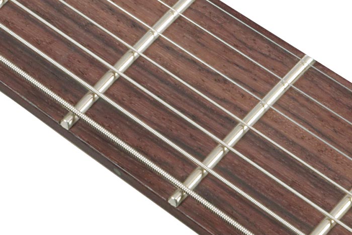 Jumbo frets