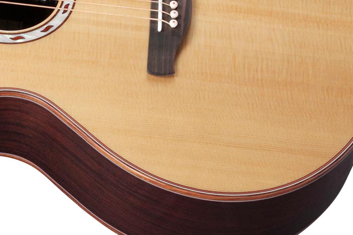 Solid Sitka Spruce top