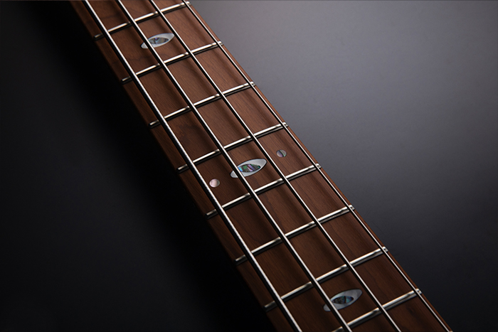 S-TECH WOOD Roasted Maple fretboard