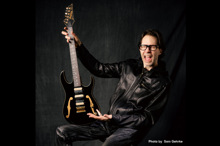 Paul Gilbert（ポール･ギルバート）シグネチャー･モデル “PGM50”