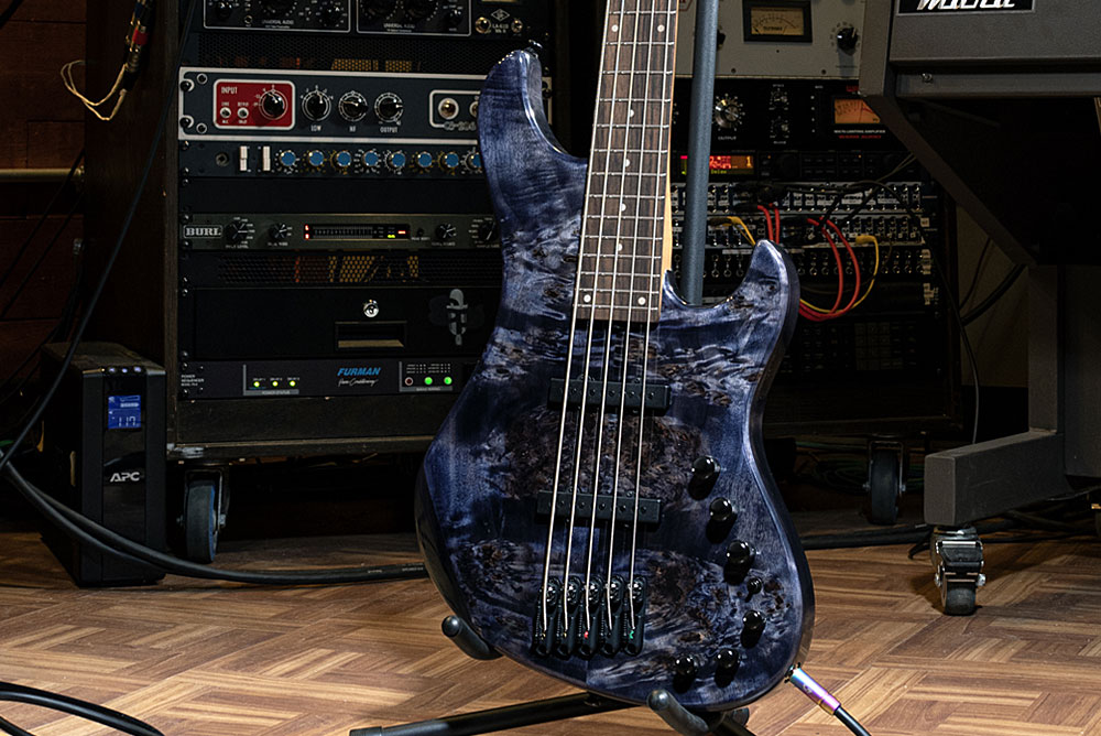 ELECTRIC BASSES | PRODUCTS | Ibanez guitars